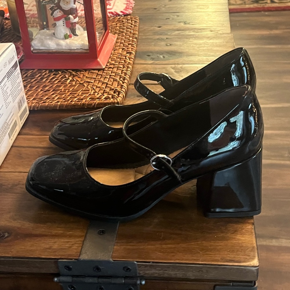 Rachel Zoe Black Patent Leather Heels